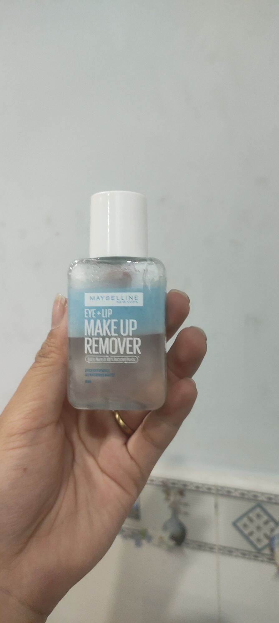 Nước tẩy trang mắt và môi Maybelline 40ml