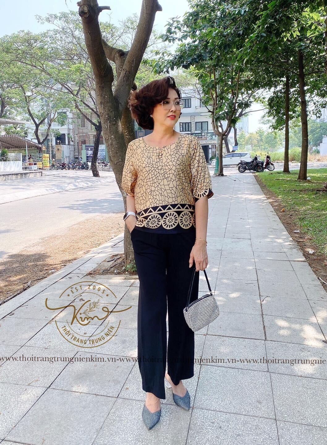 Áo lụa sang trọng