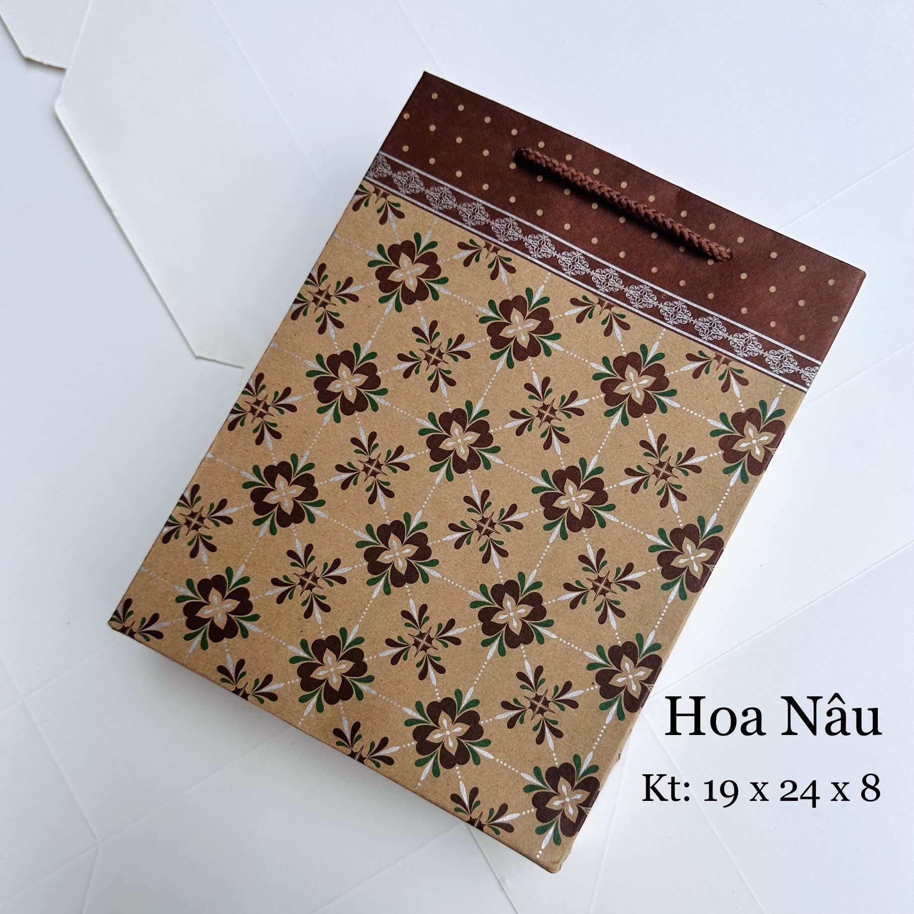 Túi giấy đựng quà số 5 combo 100c túi giấy đựng quà