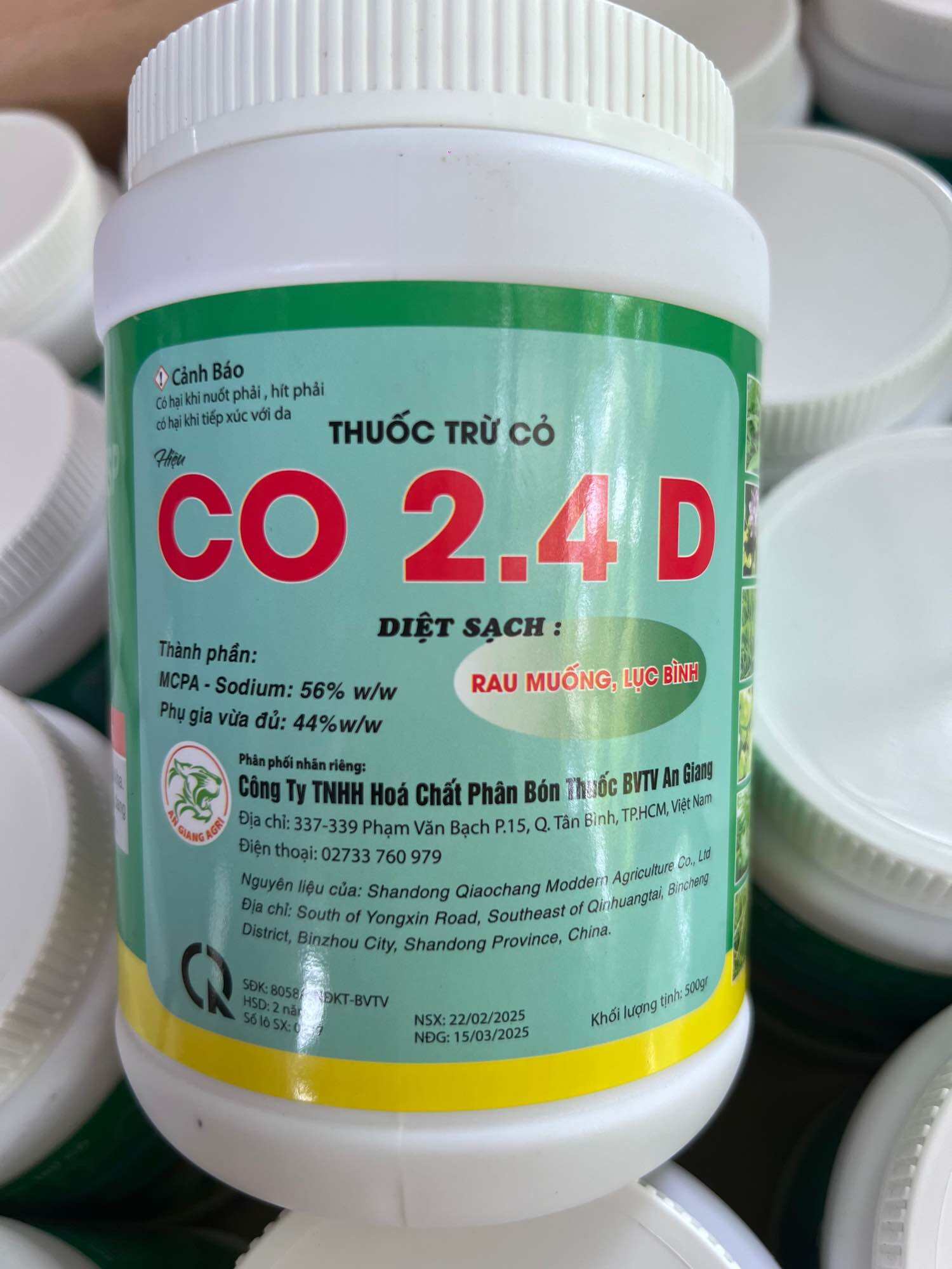 Thuốc trừ cỏ 2,4D Hủ 500gr Dạng bột lưu dẫn Trừ cỏ lá rộng Cỏ trong lúa Thân gỗ Cứng Đầu Cỏ Lâu Năm.