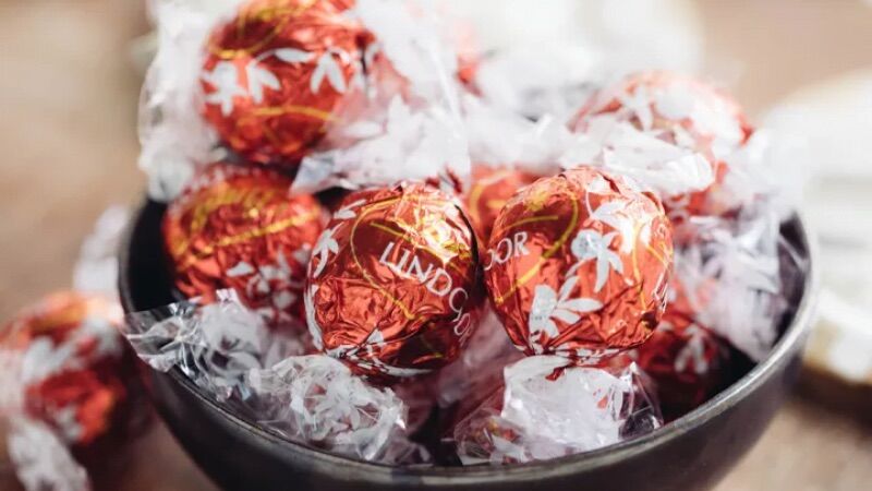 Socola Lindor Lindt hộp trụ 333g Úc