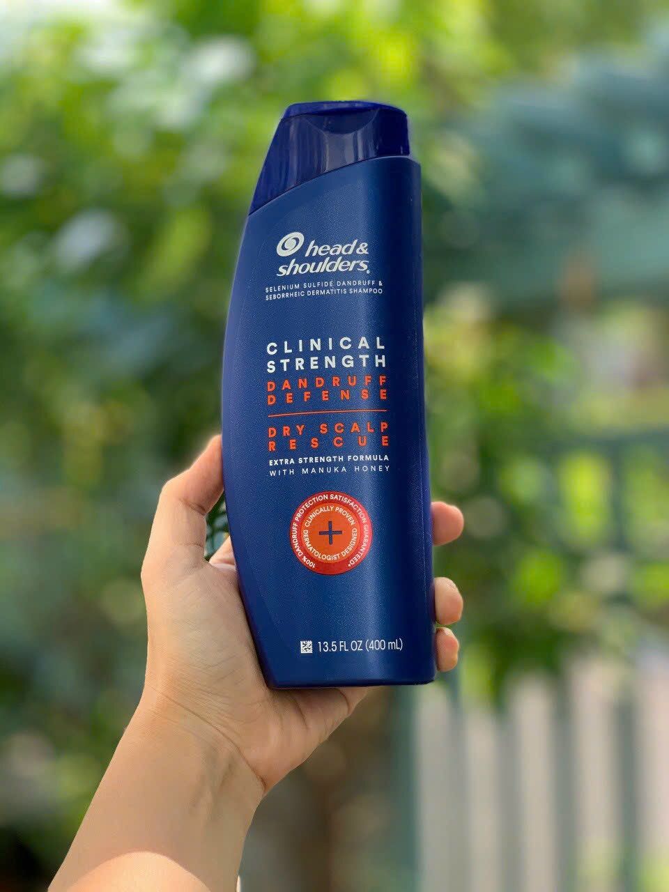 Dầu Gội Ngăn Ngừa Gàu Head & Shoulders Clinical Strength 400ml