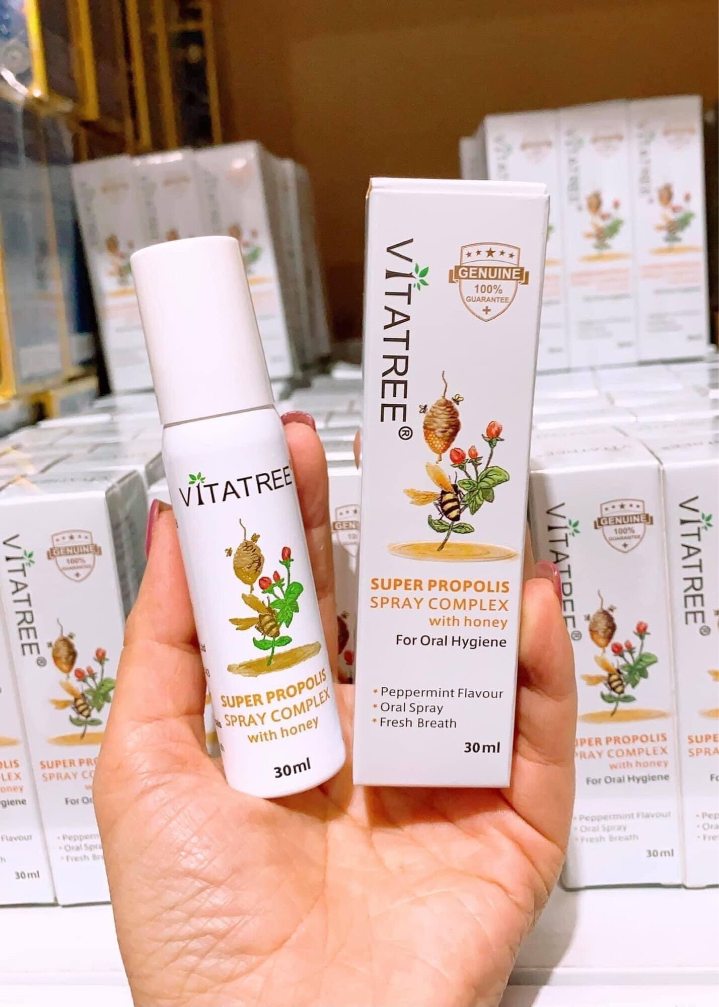 Xịt keo ong vitatree - xịt họng của úc