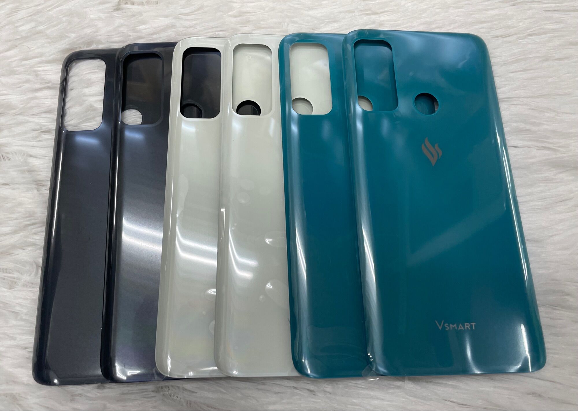 Nắp lưng Vsmart Live 4