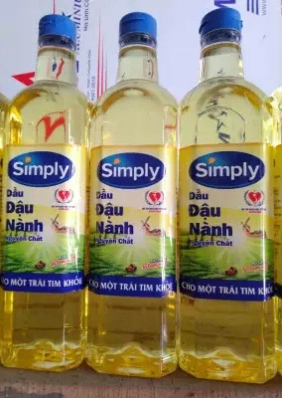 Dầu ăn Simply nguyên liệu chọn lọc từ đậu nành.Giàu Omega 3 , 6,9 rất tốt cho tim mạch