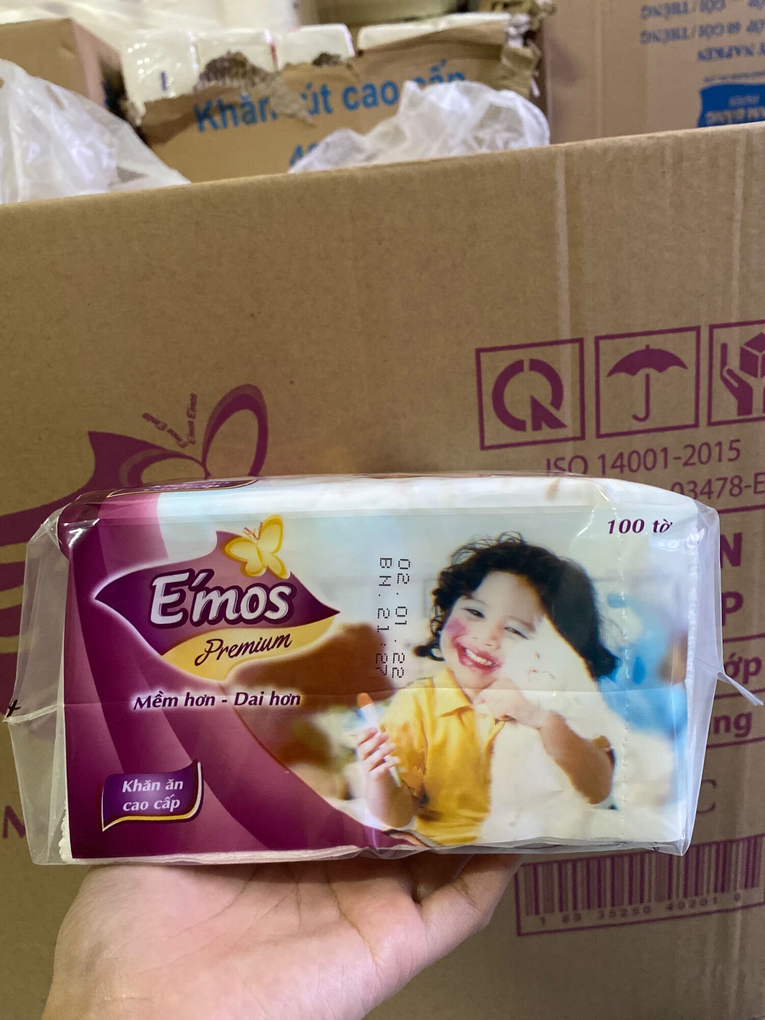 KHĂN GIẤY VUÔNG EMOS 100 TỜ GIÁ SỈ