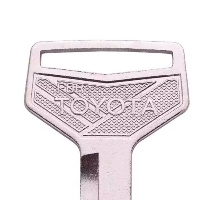 Phôi chìa khoá xe ô.tô ( combo 2 chìa , logo TOYOTA )