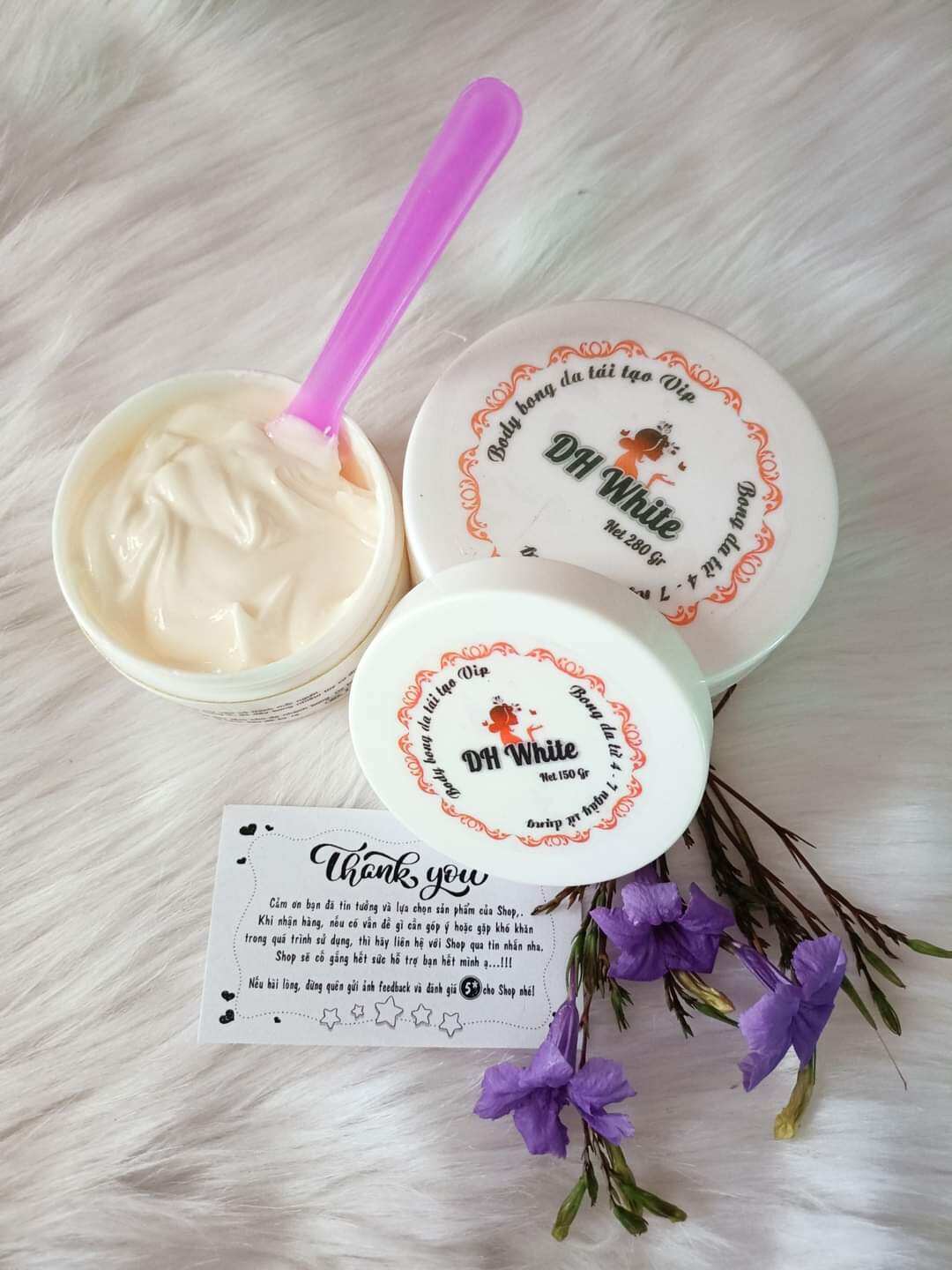 Kem Bong Da Kích Trắng