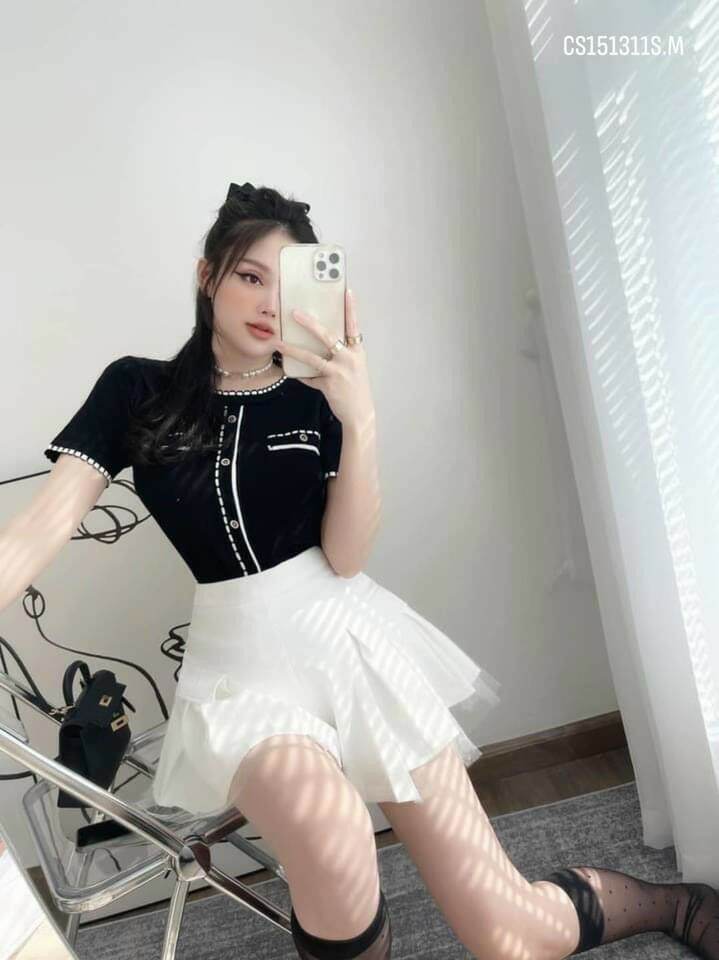 Quần đùi giả váy xoè phối ren