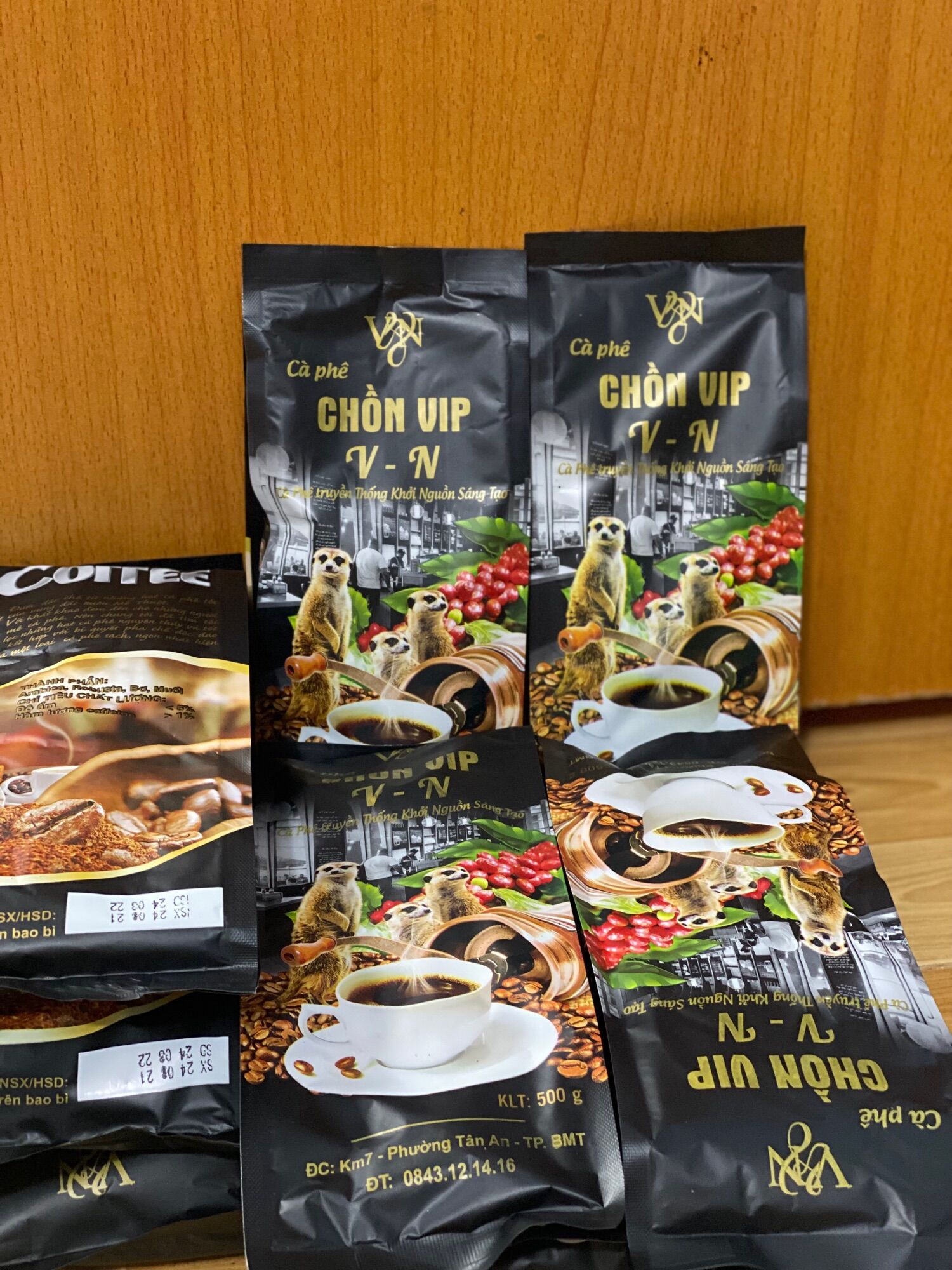 (2 GÓI 1 KÝ)CHÒN ĐEN ĐẴNG CẤP-CÀ PHÊ CHỒN VIP VN ĐẬM ĐÀ HƯƠNG VỊ TRUYỀN THỐNG-SẢN PHẨM TUYỆT HẢO CHO NGƯỜI DÙNG--1 GÓI 500GR THƠM NGON CÓ 1 KHÔNG 2