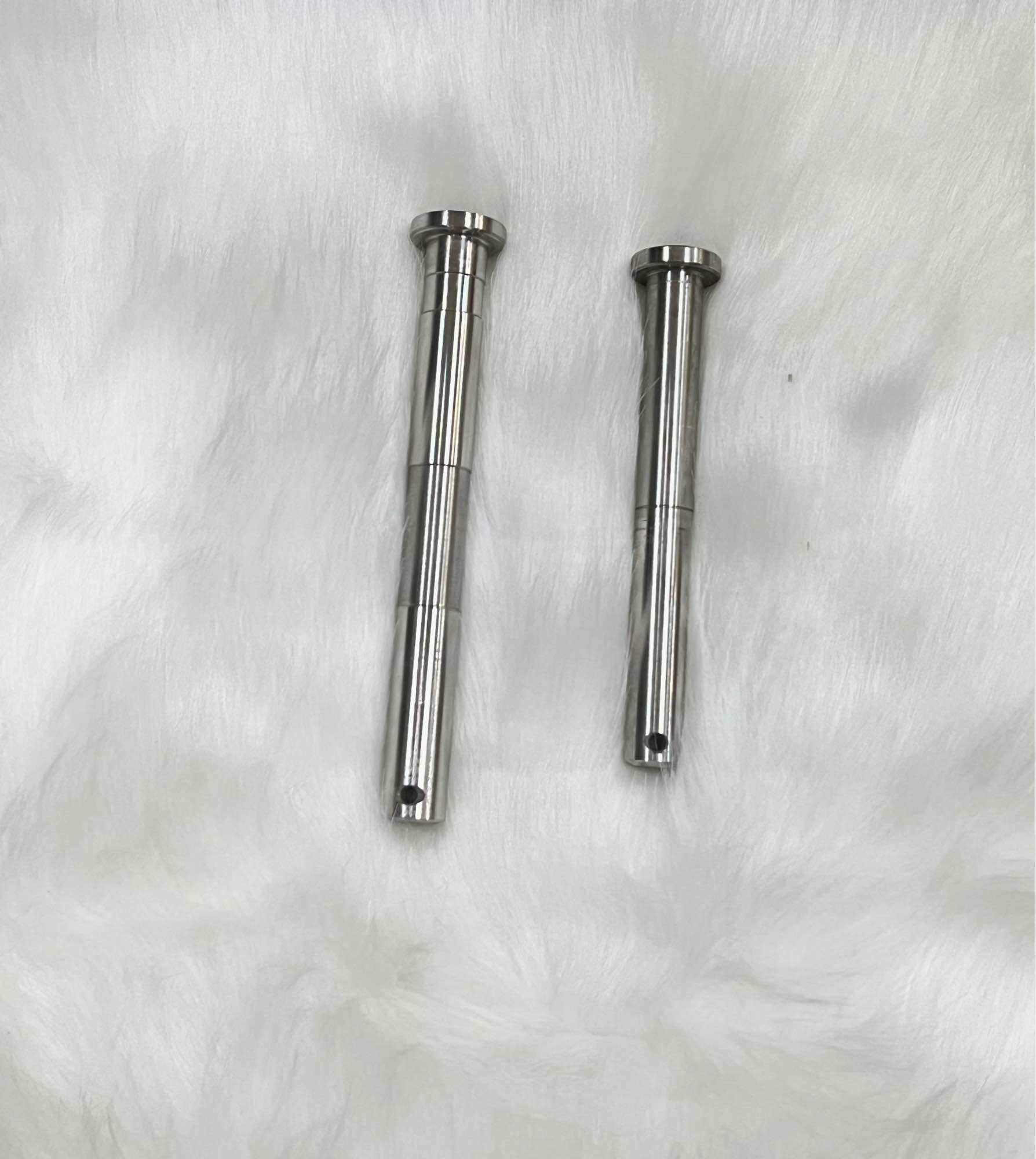 CỐT CHỐNG ĐỨNG INOX LẮP XE DREAM WAVE SIRIUS( hàng bao đẹp)