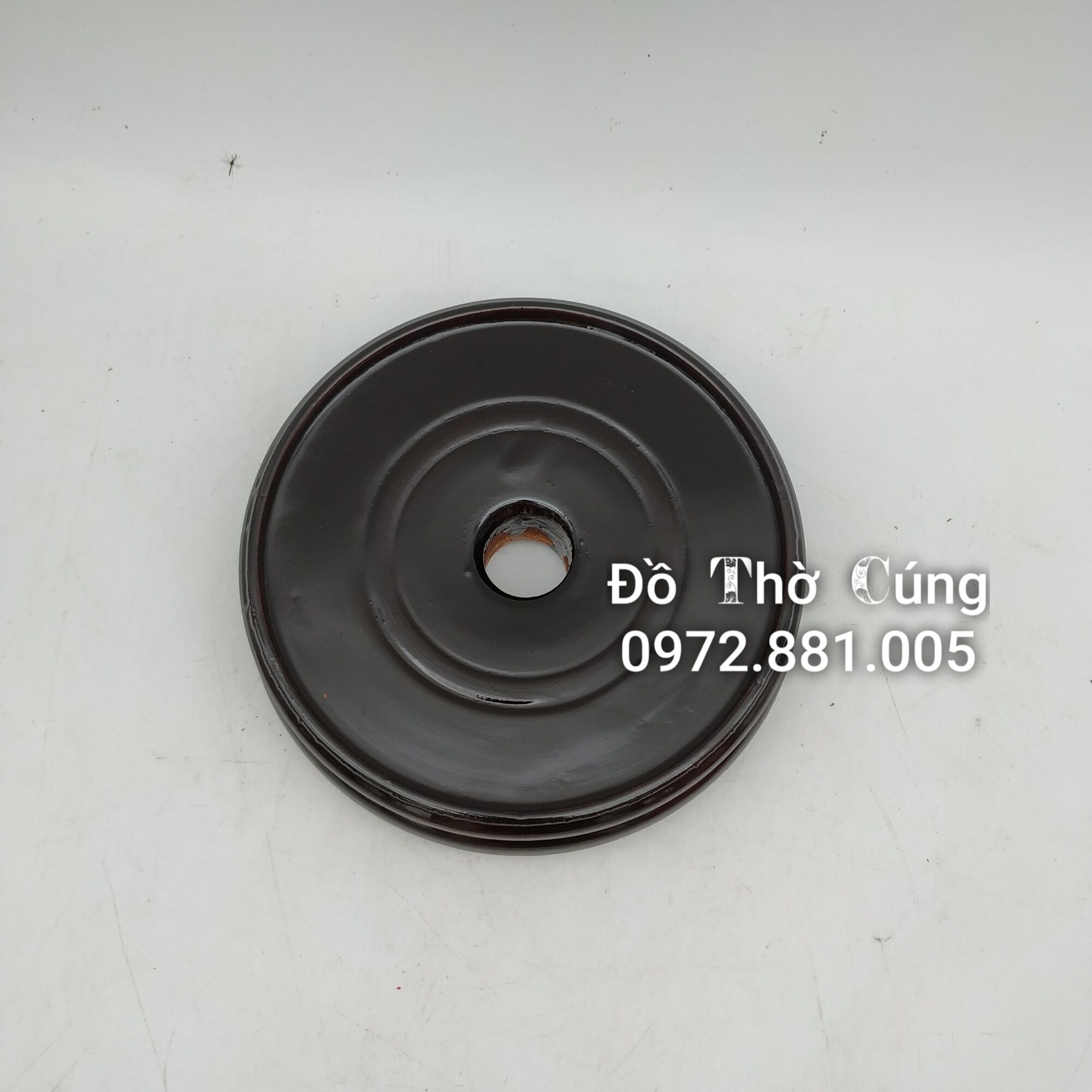 Đế kê, đôn kê bằng gỗ màu đen
