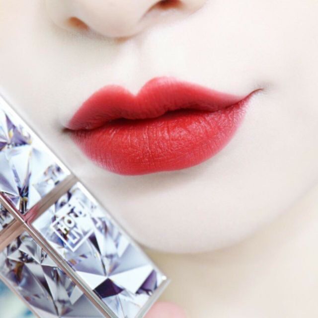 ( Thanh lý) Son sáp lì hold live trầy vỏ
