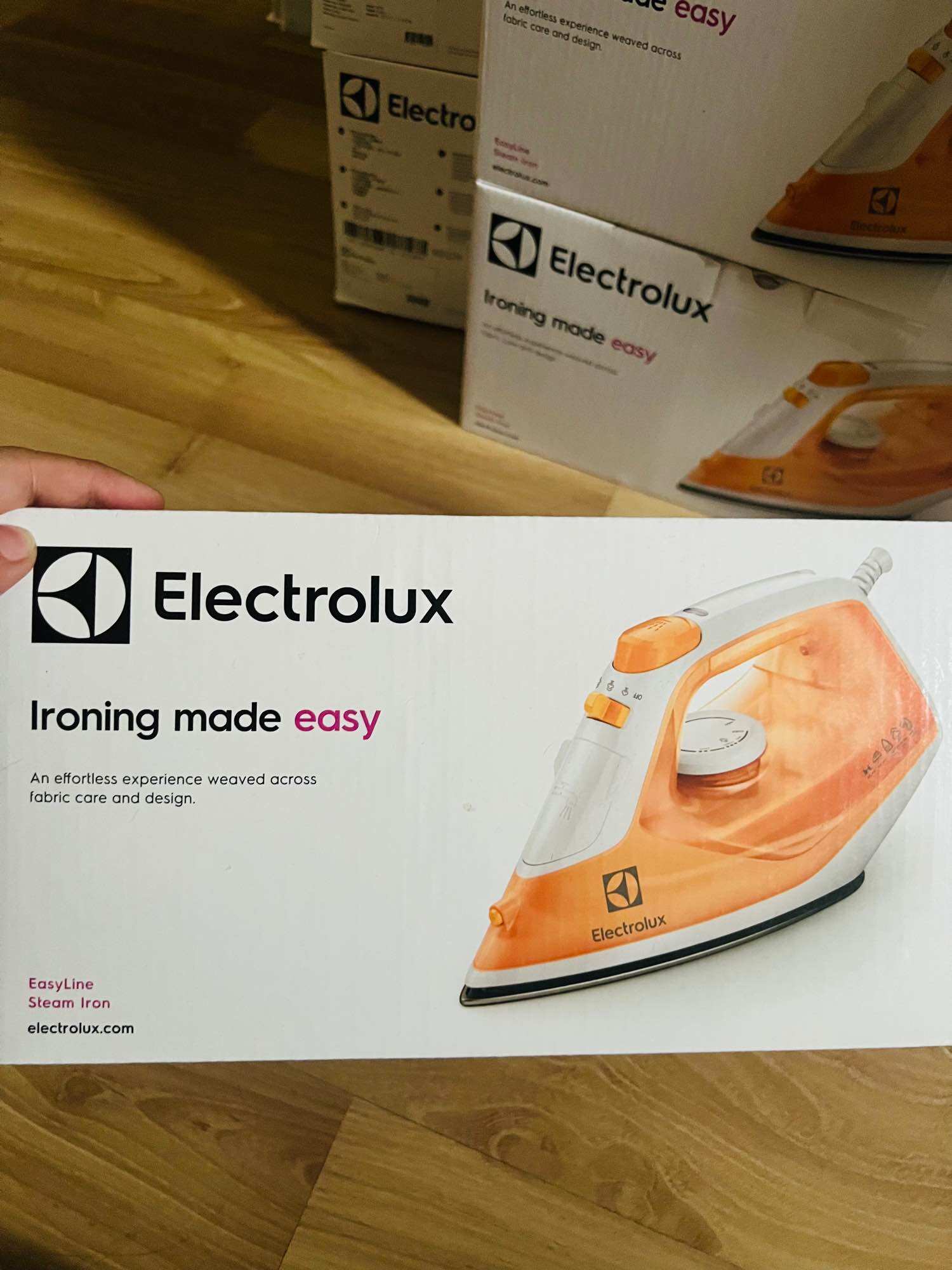 Bàn ủi hơi nước Electrolux ESI4007[chính hãng]