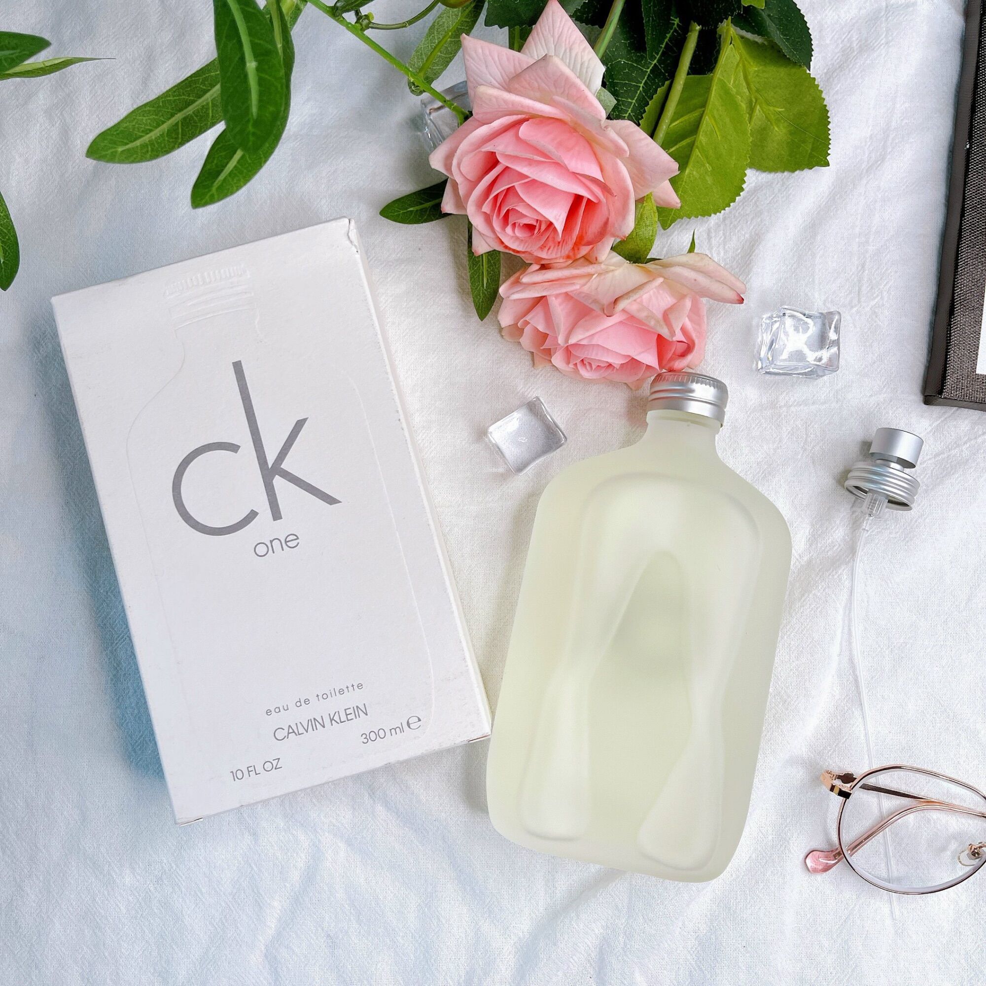 Nước hoa unisex CK One 300ml