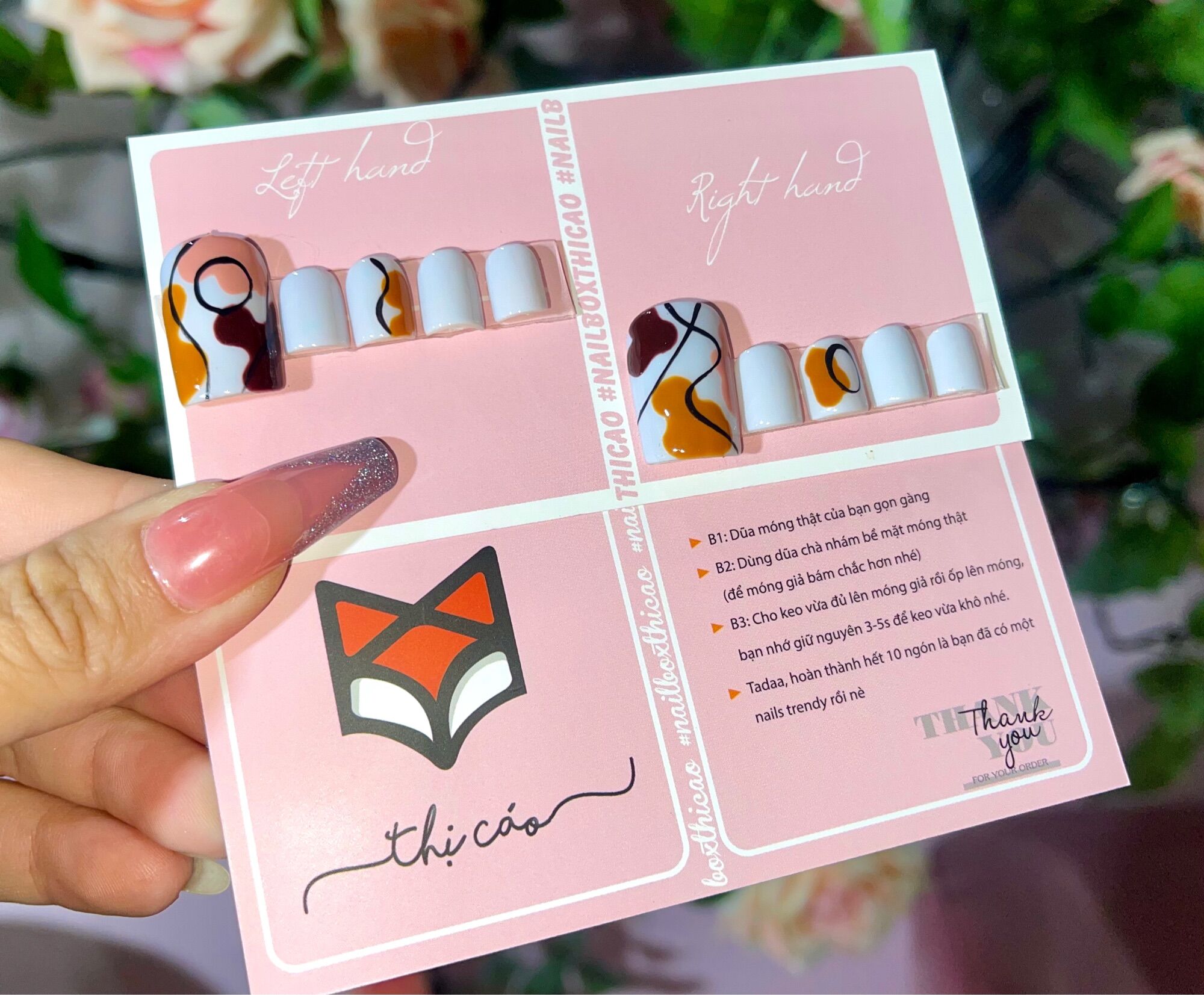 Móng chân giả vẻ tone xám