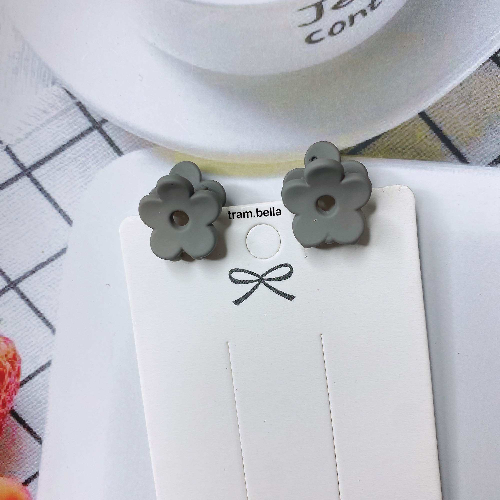 Set of 2 Mini Flower Hair Clips Bella Brooch
