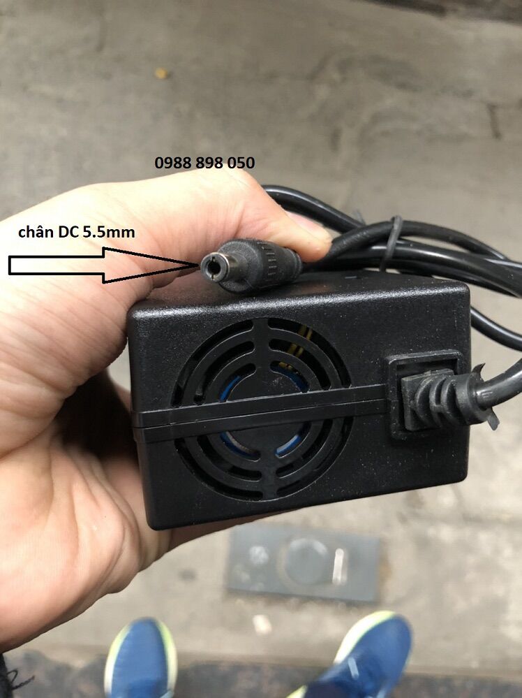 Sạc xe điện 42v 2a cho xe dùng pin 36v