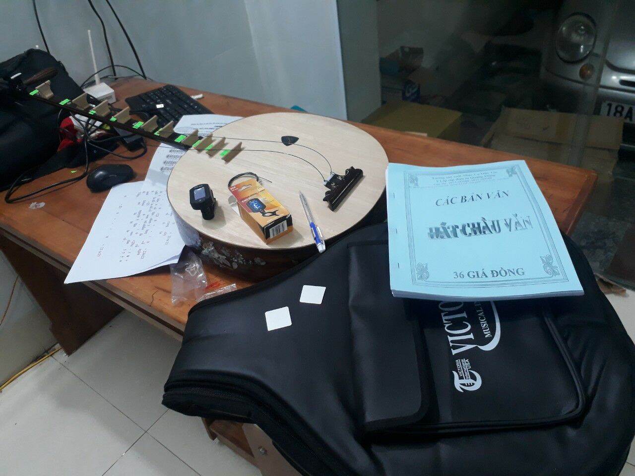 Phím đàn nguyệt