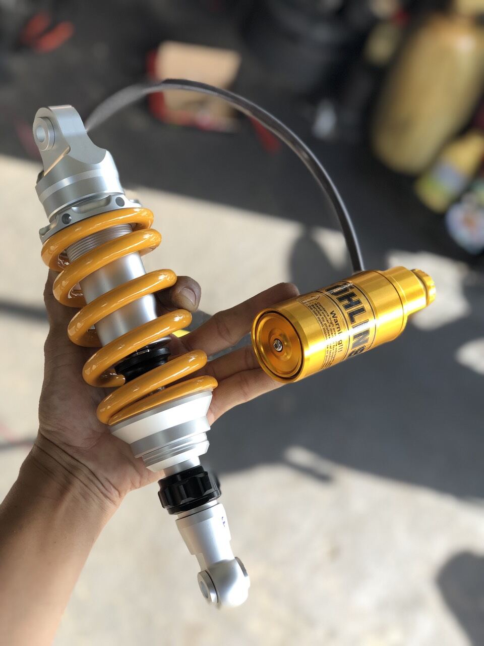 Phuộc ohlin raider, satria bình dầu xoay 360 độ