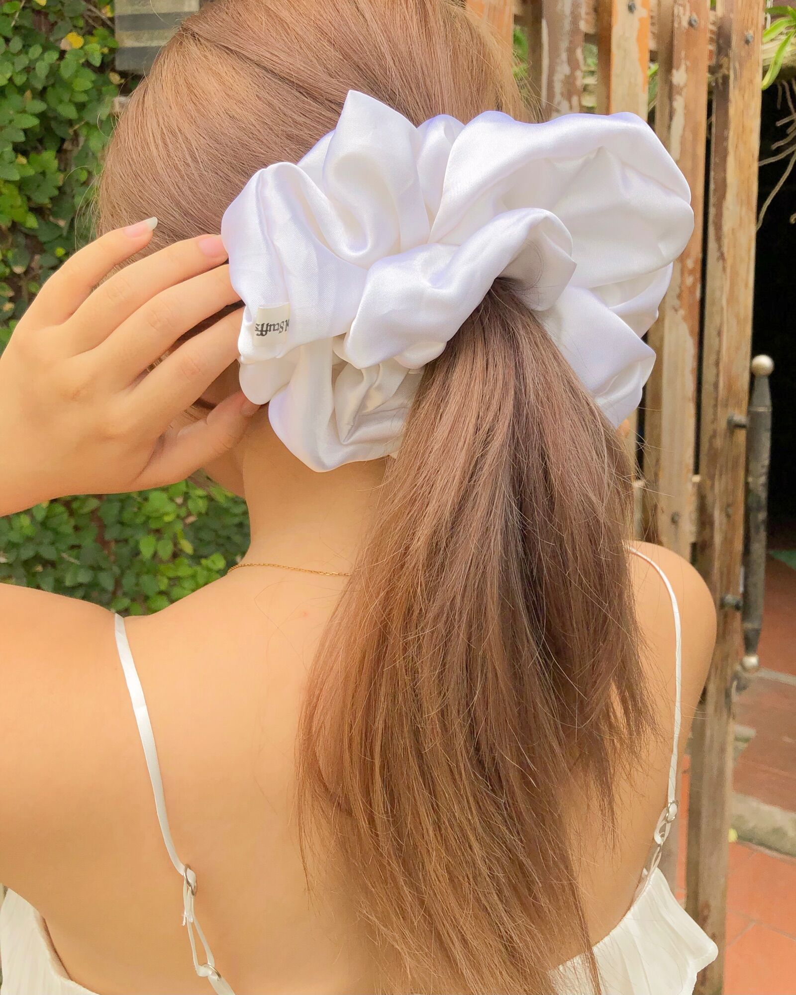 Buộc Tóc Scrunchies Lụa Mịn Bigsize Siêu To {Bảng Màu Lụa Bigsize}