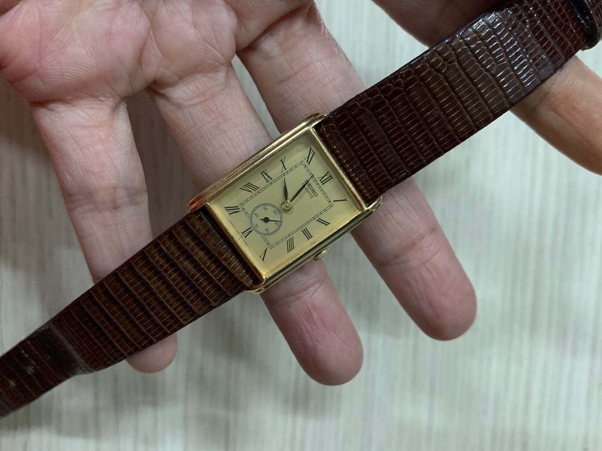 Đồng Hồ Nữ Hiệu Seiko hàng si