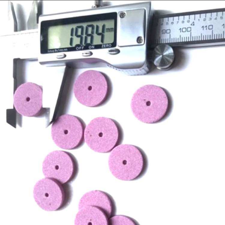Đĩa đá mài hồng 20mm lỗ vít 2mm