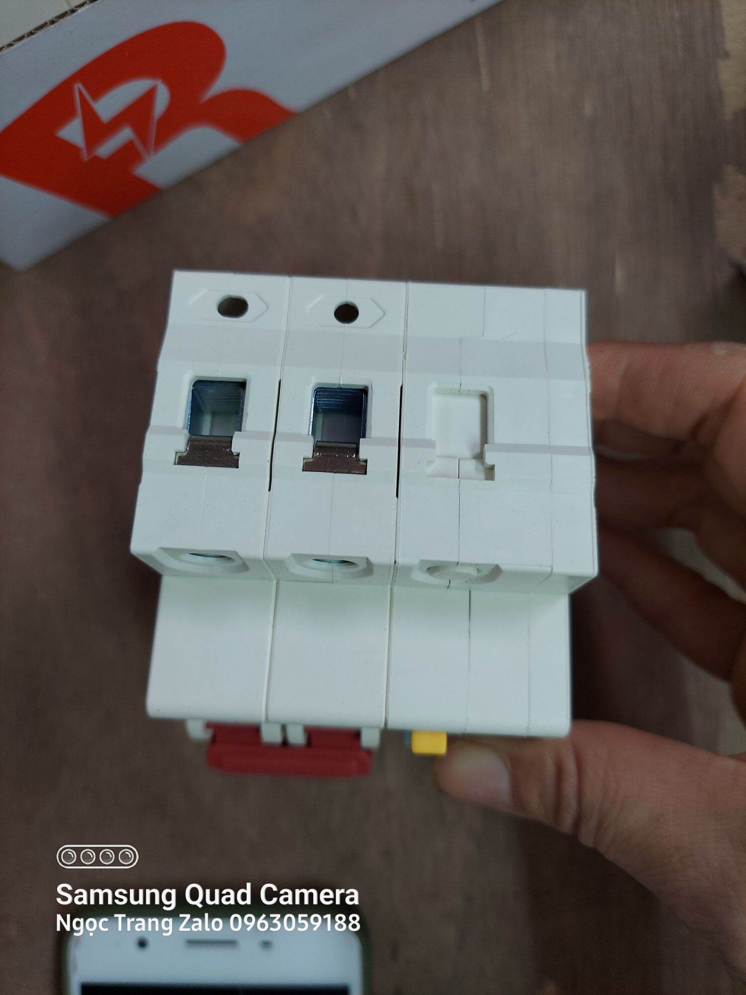 Aptomat Chống Giật 2 Pha C32A