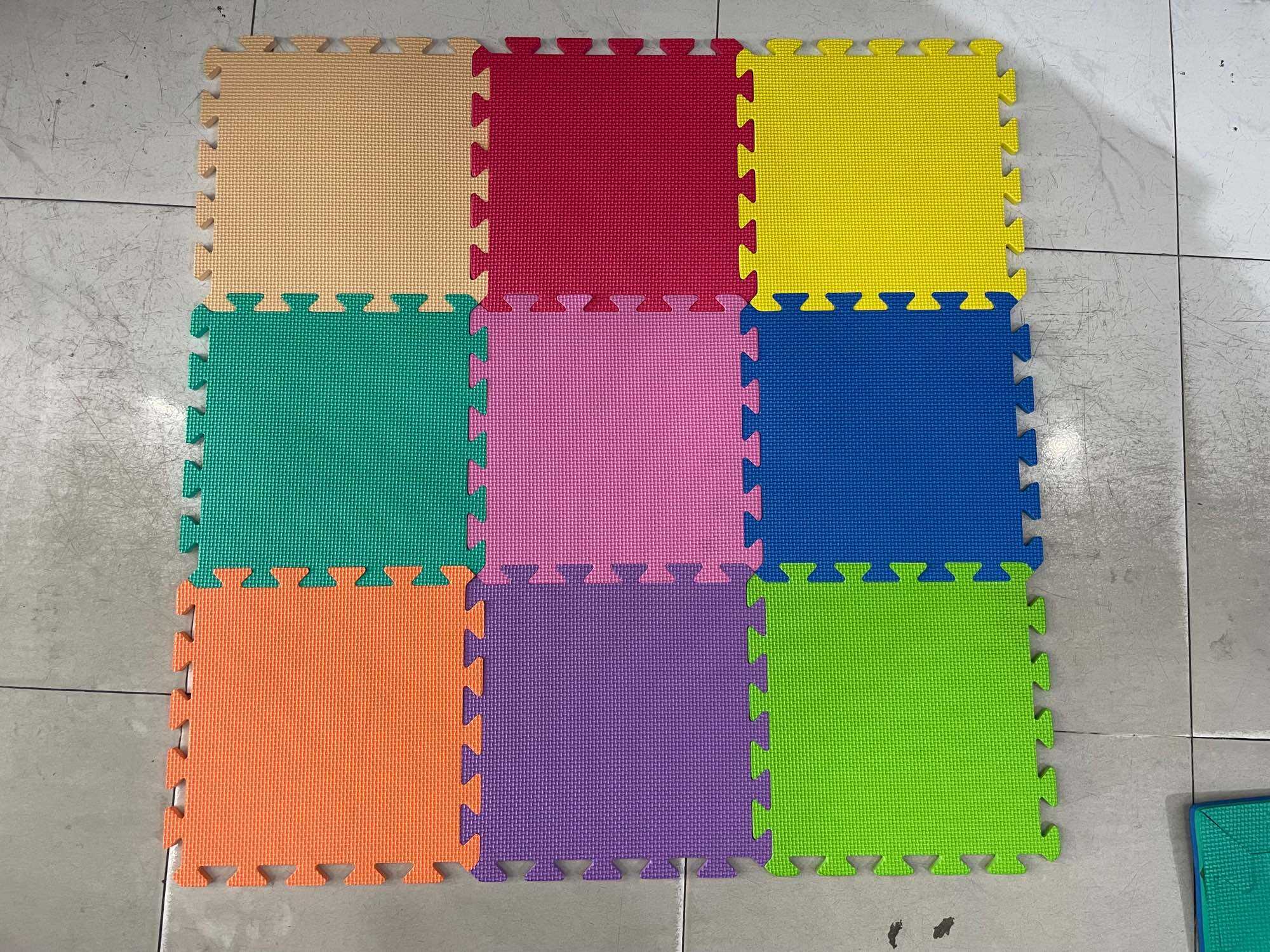 Thầm xốp trẻ em 30cm  * 30cm