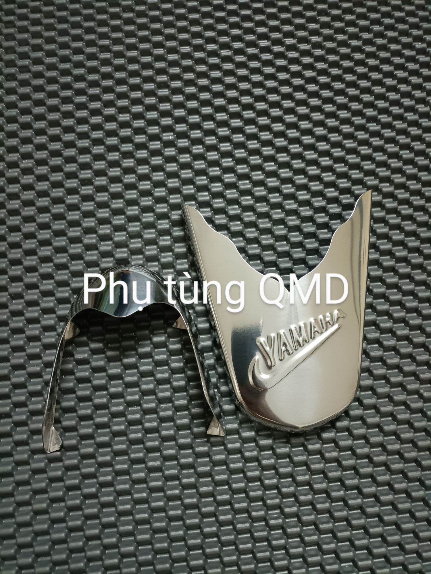 Ốp mỏ dè ( chụp mỏ dè) trước sau xe Sirius inox