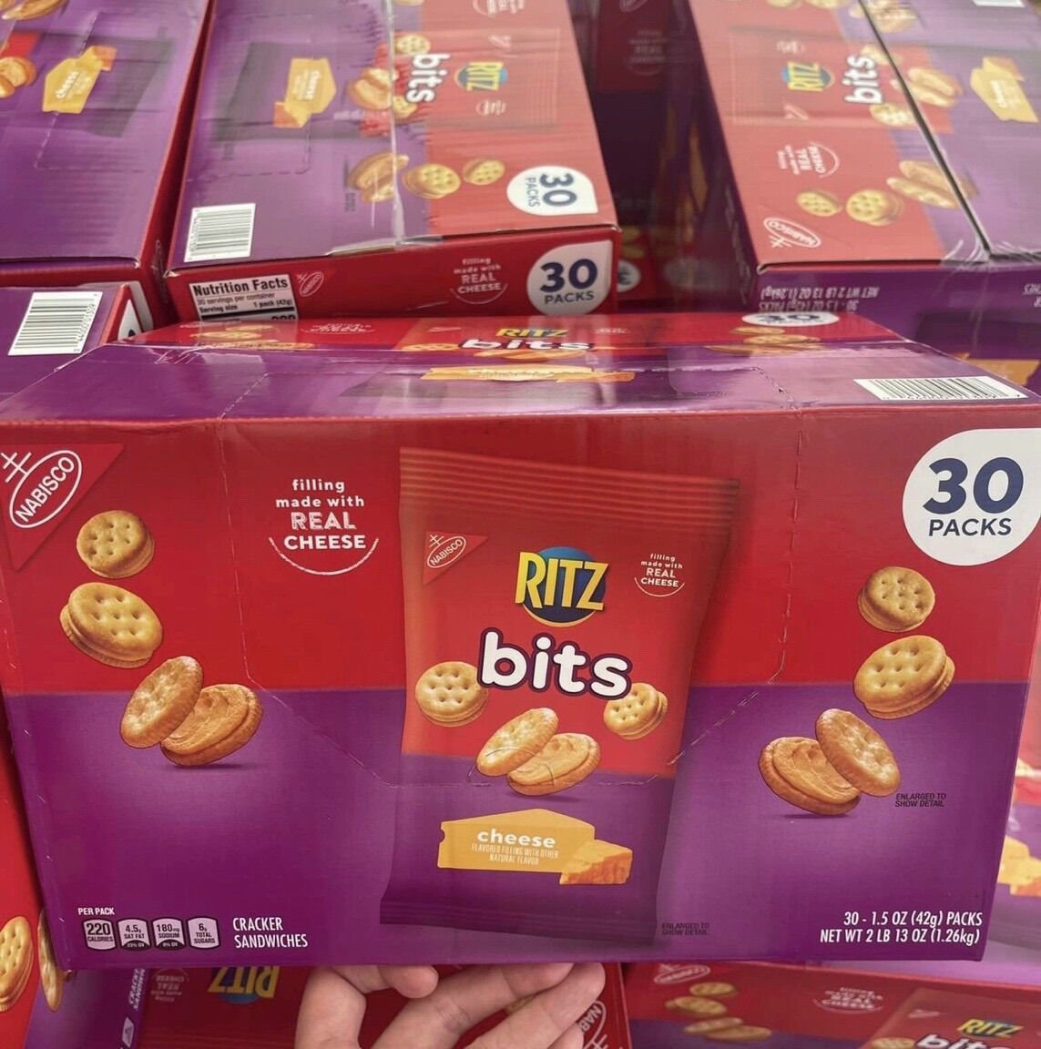 Thùng bánh ritz phô mai 30 gói 1,26kg Date mới hàng Mỹ