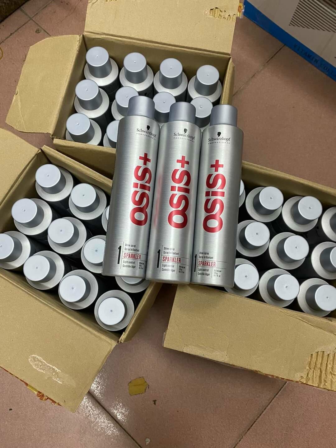 Keo xịt bóng tóc Osis