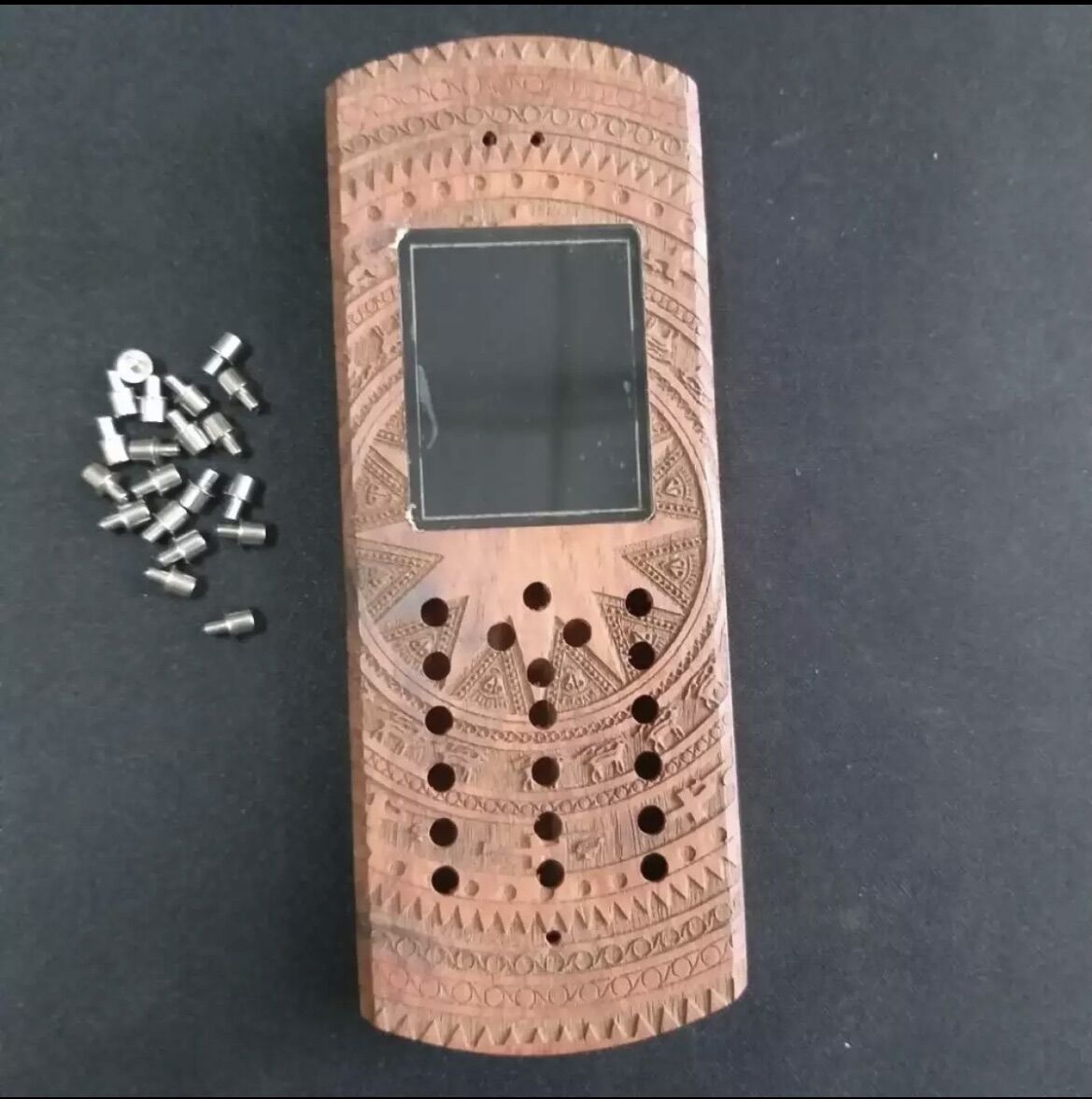 [HCM] Vỏ gỗ cho điện thoại Nokia 107