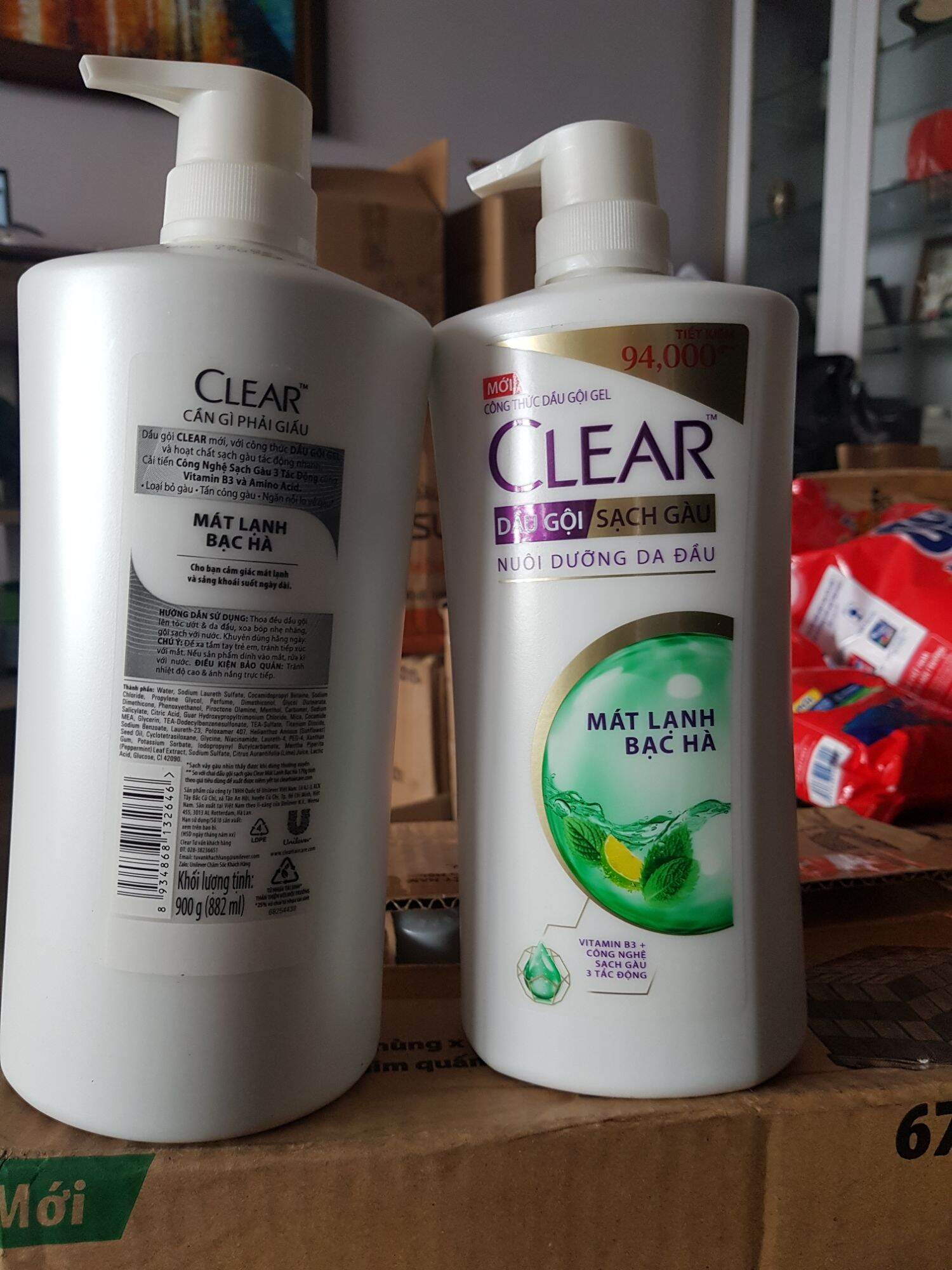 Dầu gội Clear bạc hà 900mlcủa Unilever giúp sạch gàu thumbnail