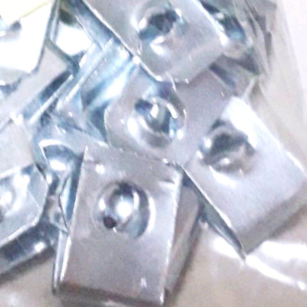 Pát kẹp xi 4ly x 10 cái...
