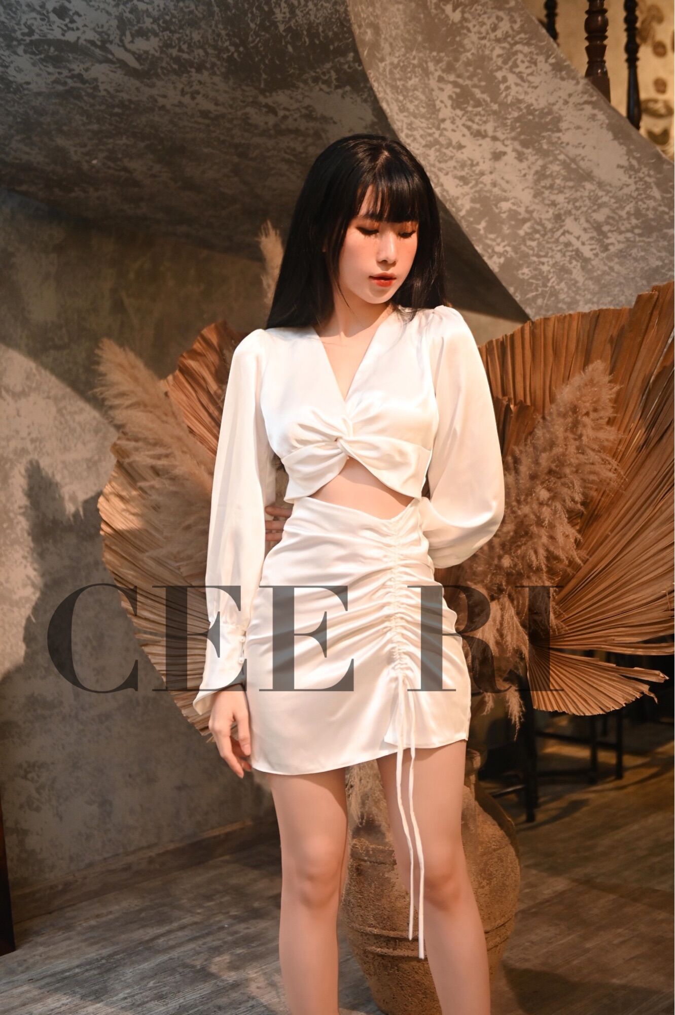 MẪU ĐỘC QUYỀN SHOP CEERI / Mẫu lụa xoắn ngực đen
