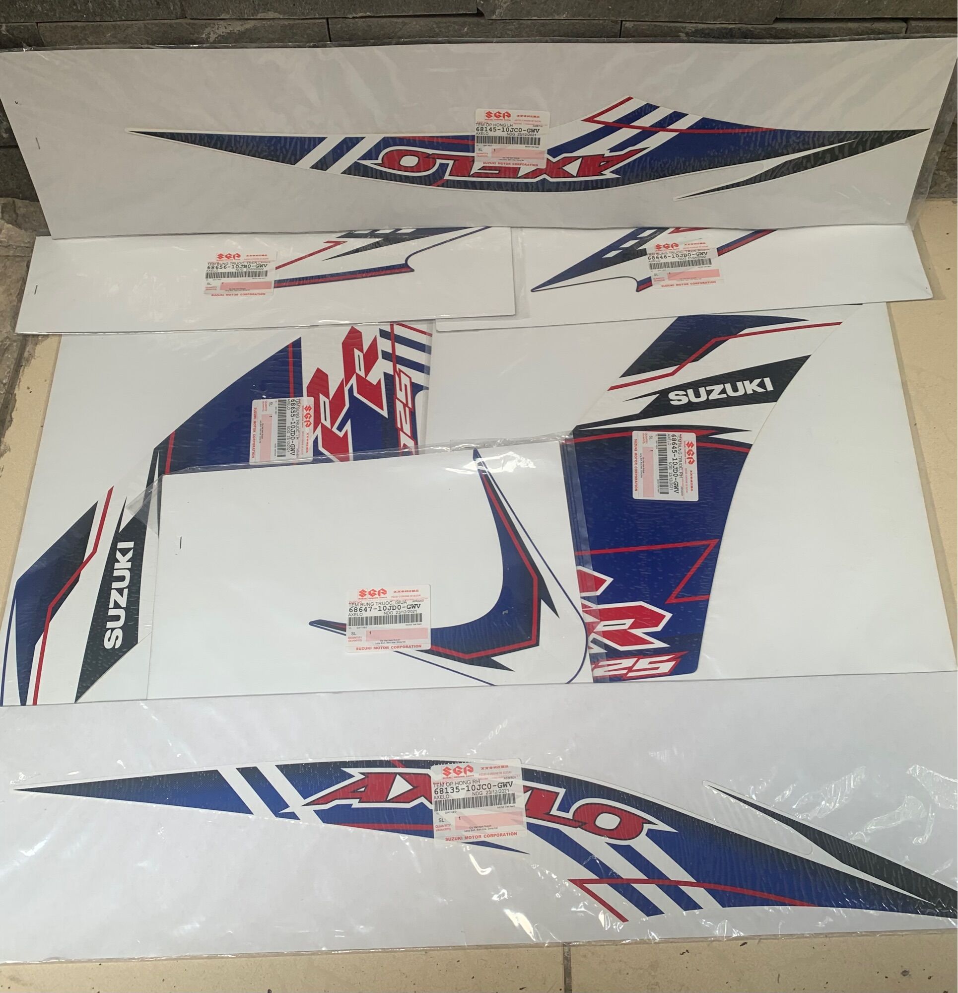 Bộ tem axelo 125rr suzuki chính hãng