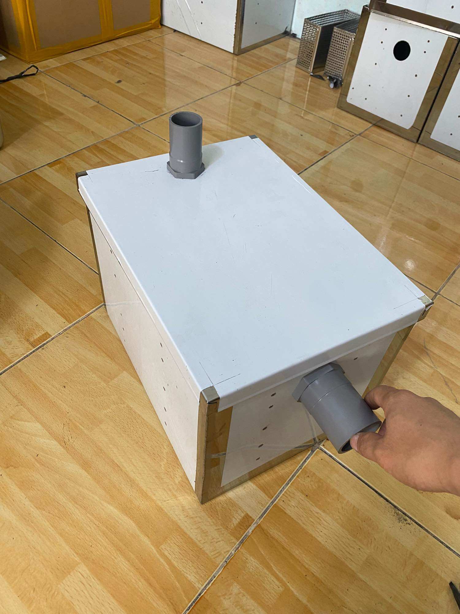 Bẫy mỡ  bể tách mỡ thùng lọc mỡ inox 304