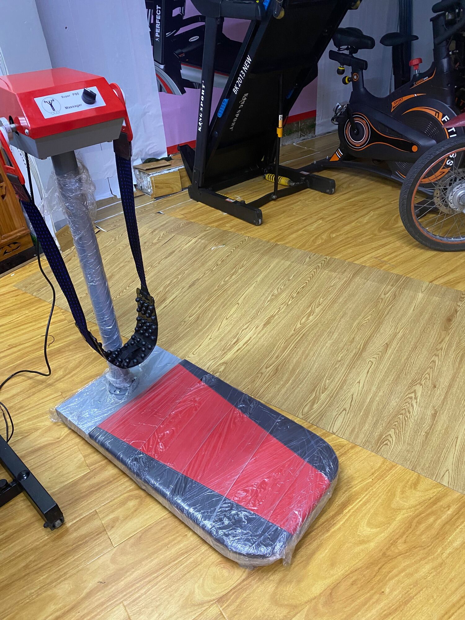 máy rung bụng đứng đầu đỏ 2