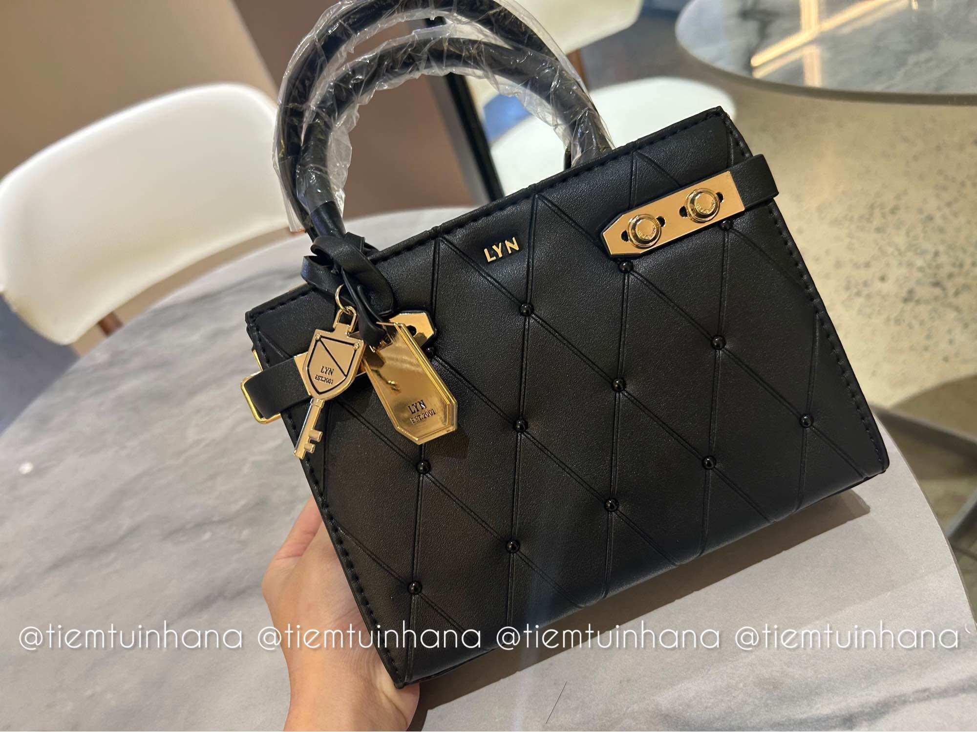 LYN FINESSTED BOXY| Lyn công sở sang 20cm