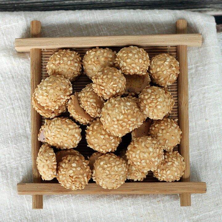 Bánh nhện mè 100g