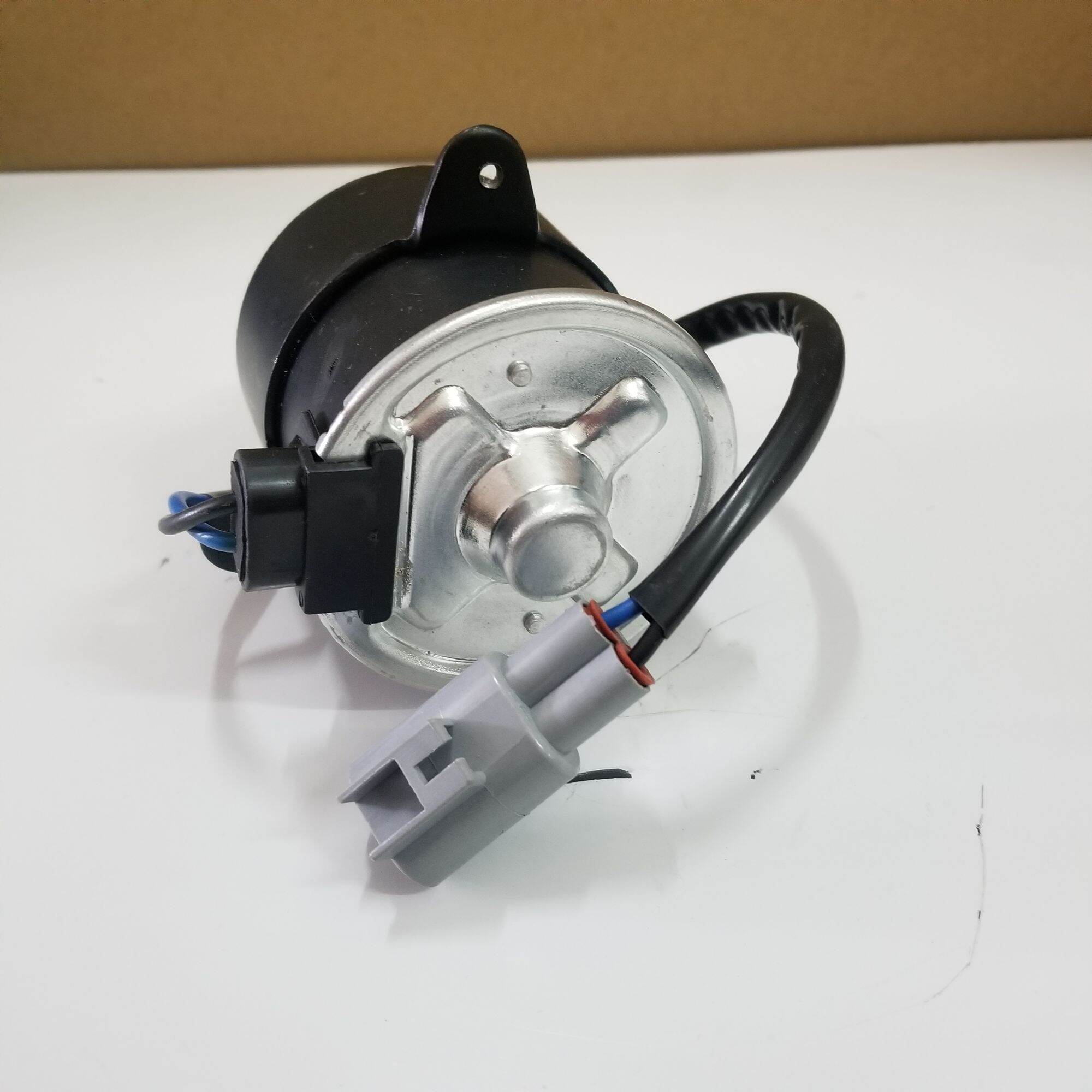 Motor quạt dàn nóng DENSO 2V 5311
