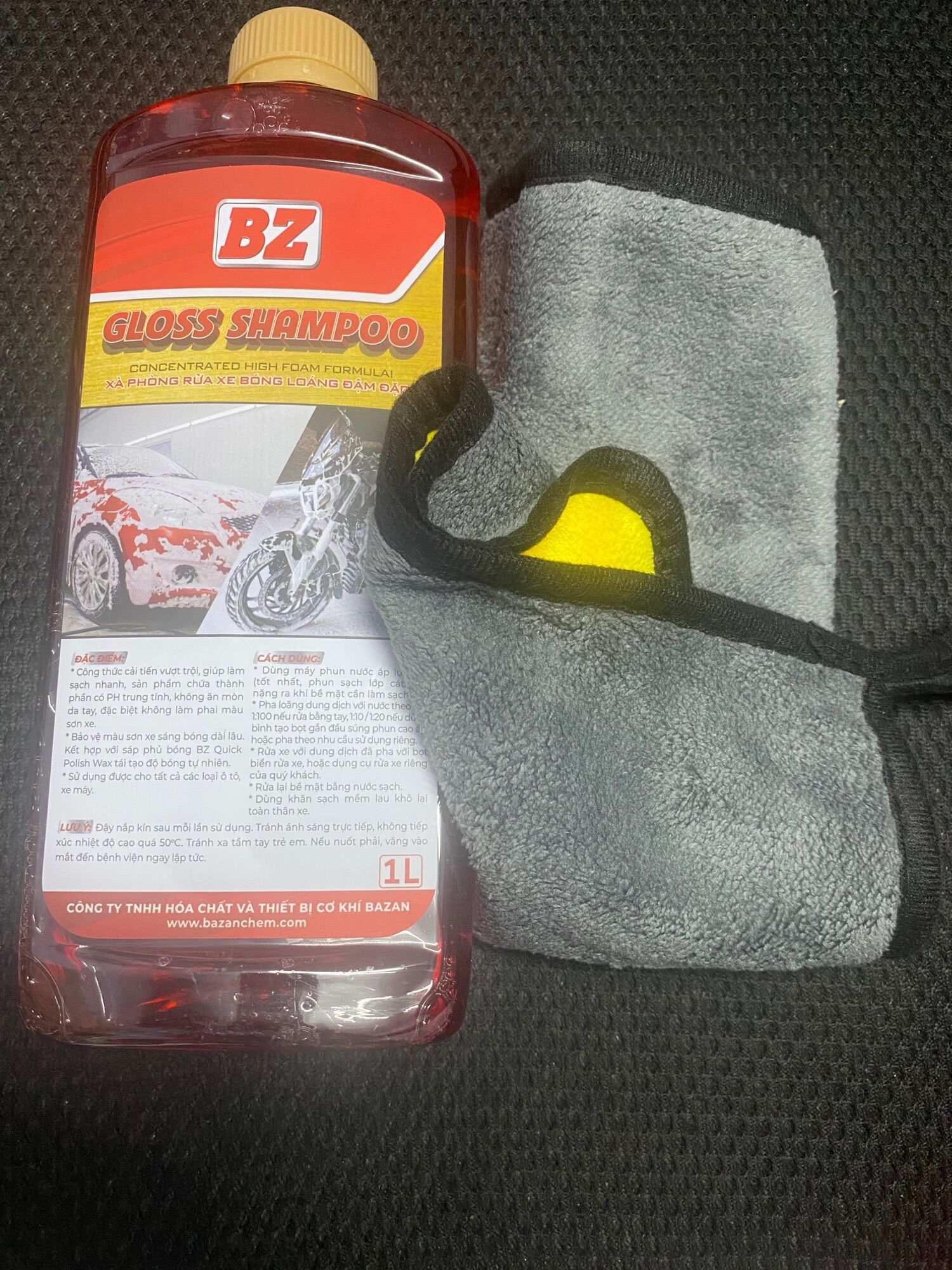 Combo Xà bông + khăn + Bộ cọ 5 cây vệ sinh.