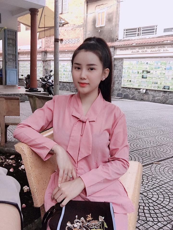 Đồ lam đi chùa - mẫu la hán nơ