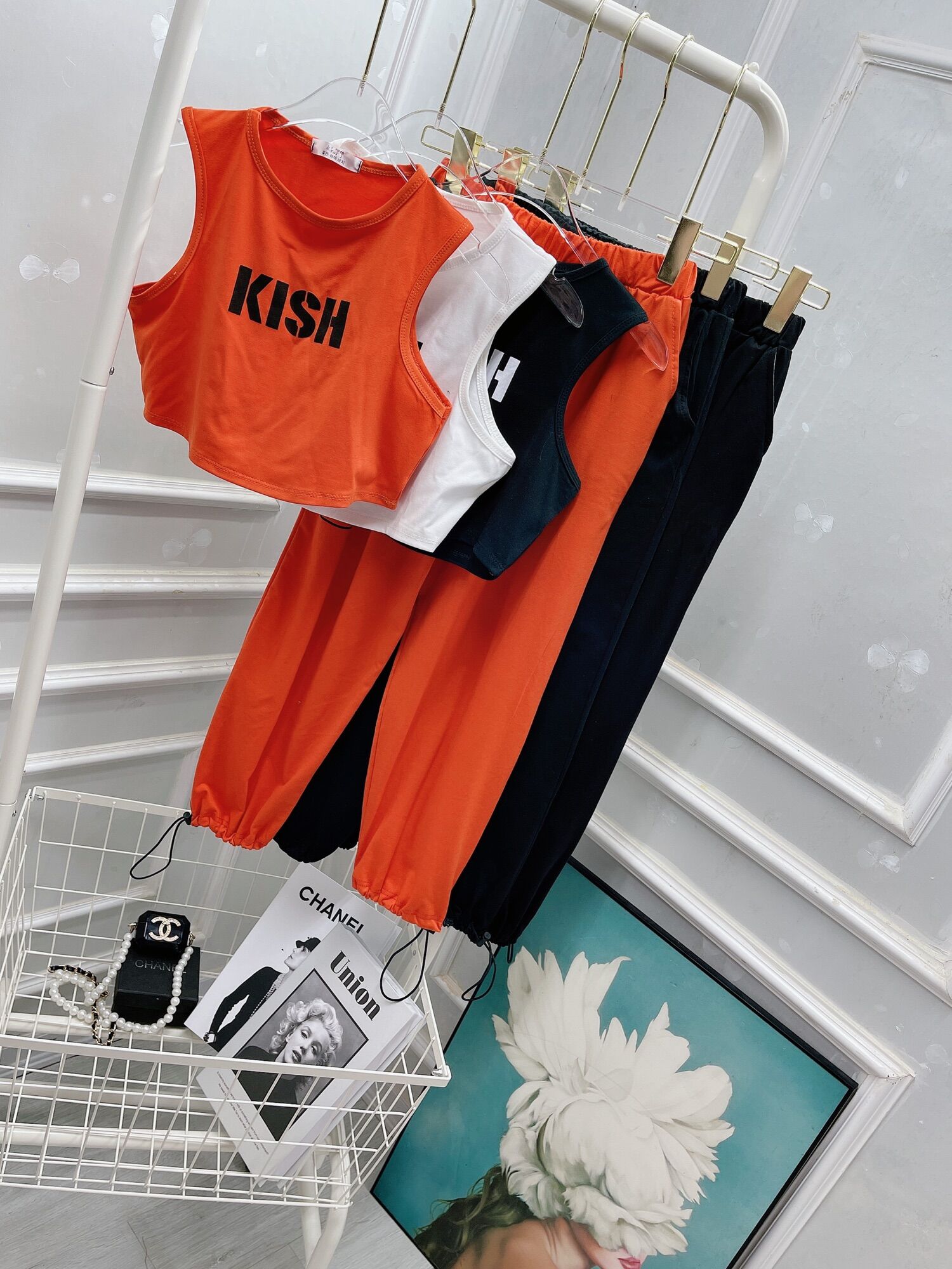 BỘ THỂ THAO CROPTOP 3 LỖ KISH LV01
