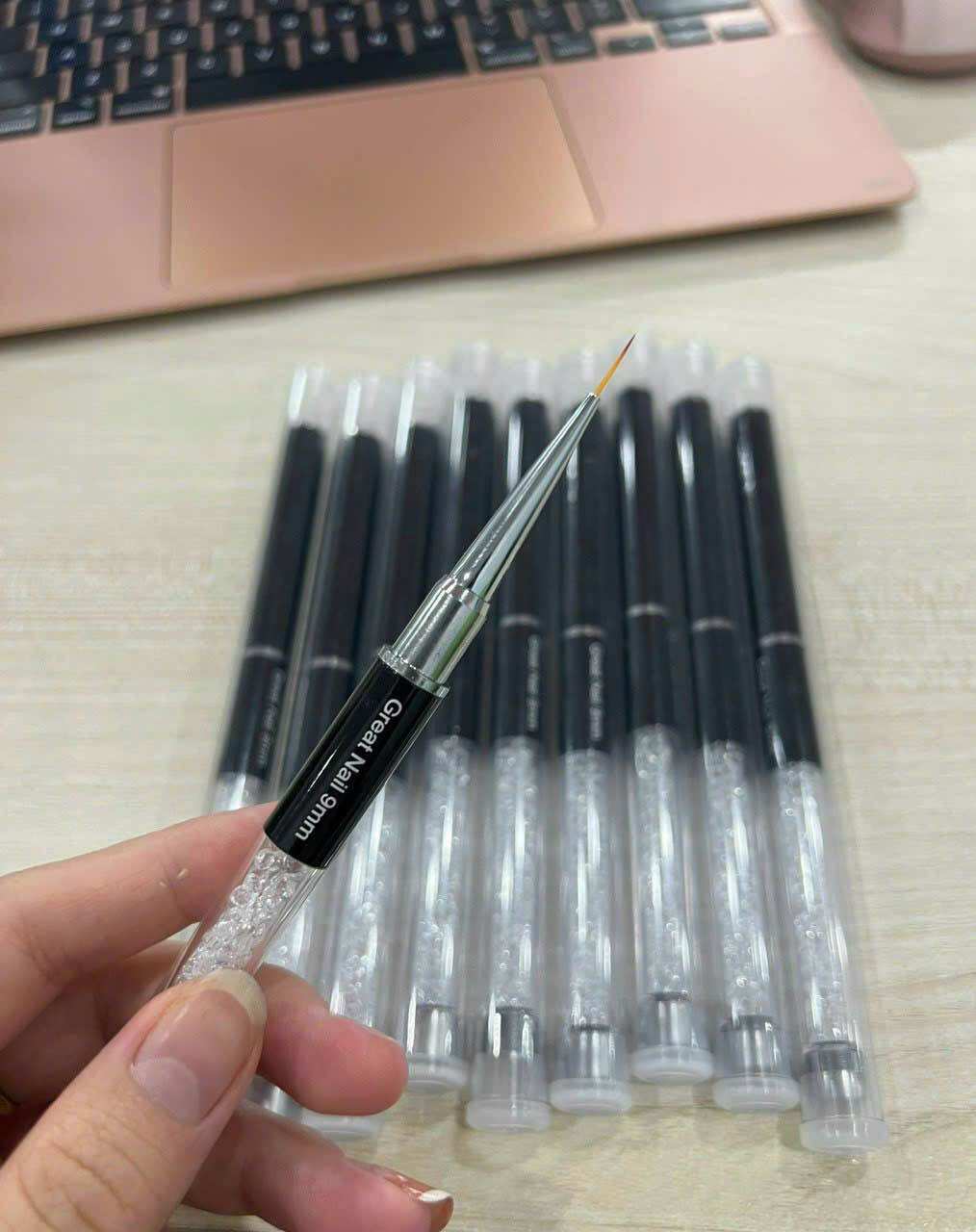 Cọ nét cán đá siêu mảnh đủ size chuyên dụng vẽ móng
