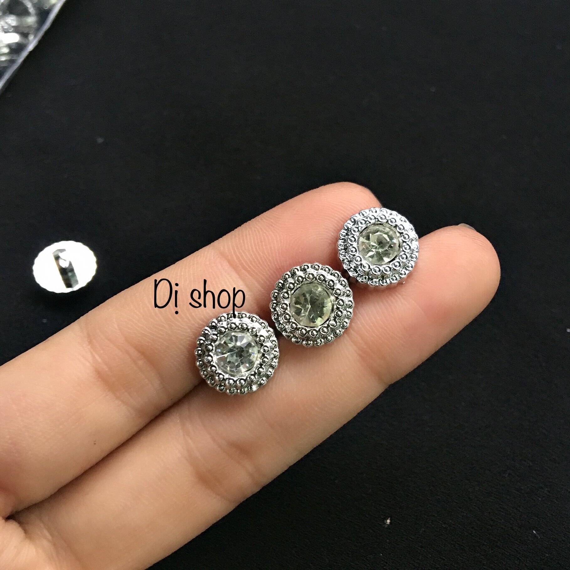 Set 10 nút tròn nhựa giả đá cực sáng size 1.1cm