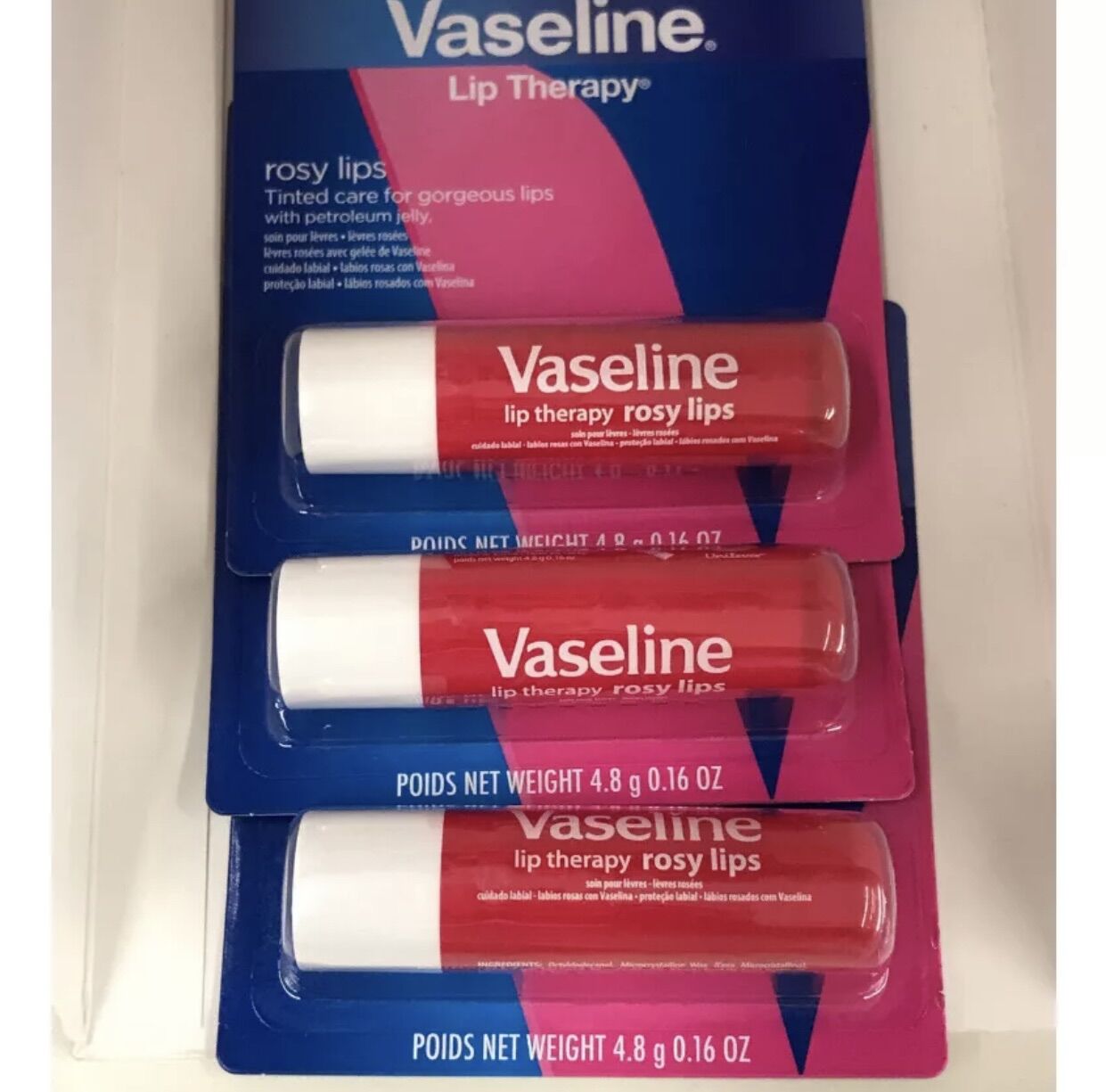 Son Dưỡng Môi Vaseline Hồng Xinh Rosy lips Dạng Thỏi