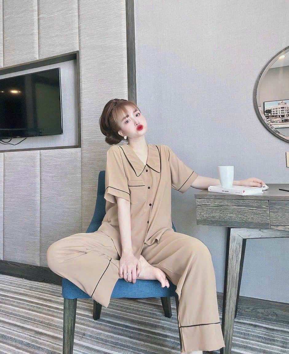 (55-75kg) Đồ Bộ Lụa Mango Phối Viền Đơn Giản - Thanh Lịch