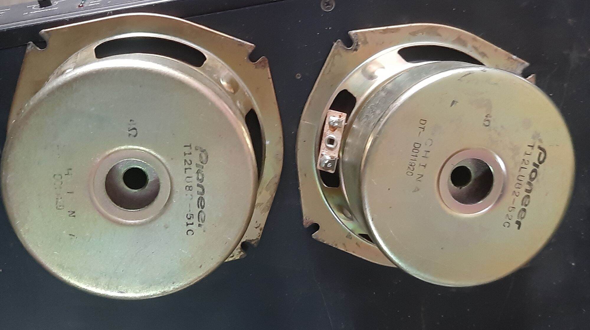 2 cái loa pioneer bass 13cm
